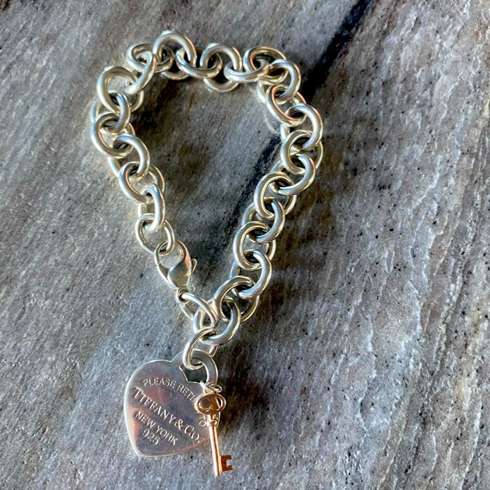 *RETIRED* Tiffany heart tag key bracelet with rubedo key charm